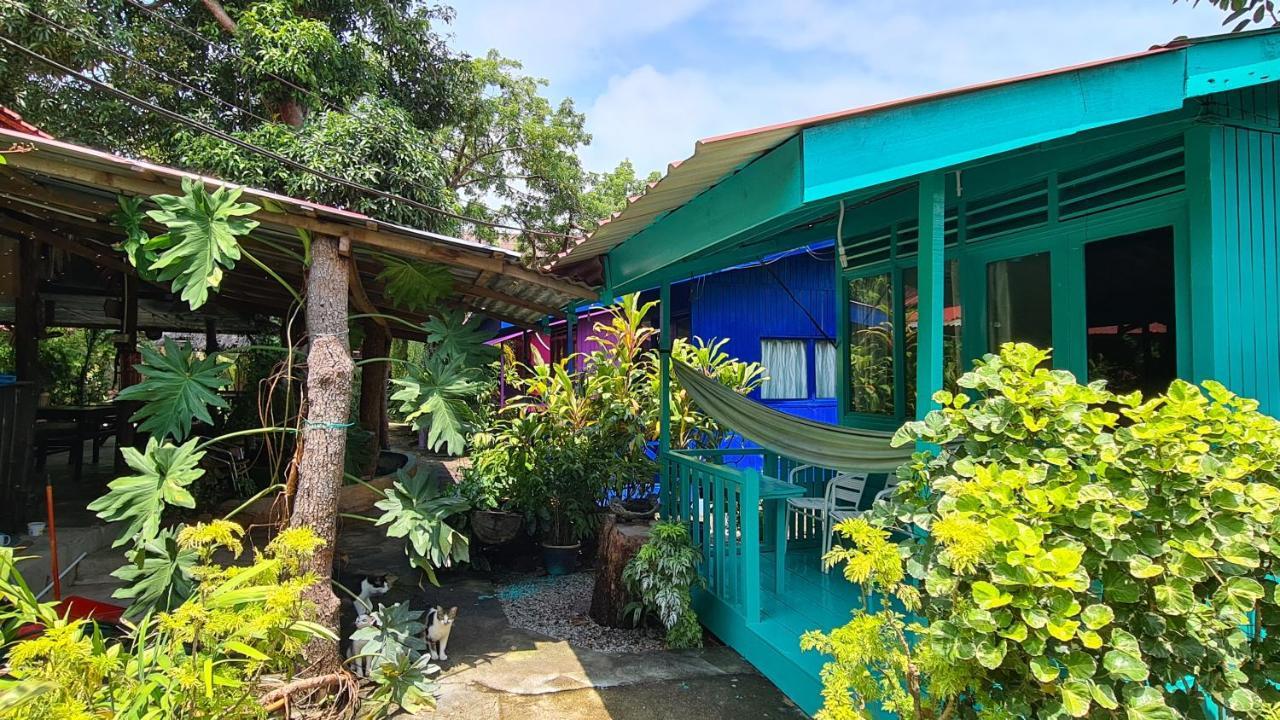 Gecko Guesthouse Pantai Cenang  Zewnętrze zdjęcie