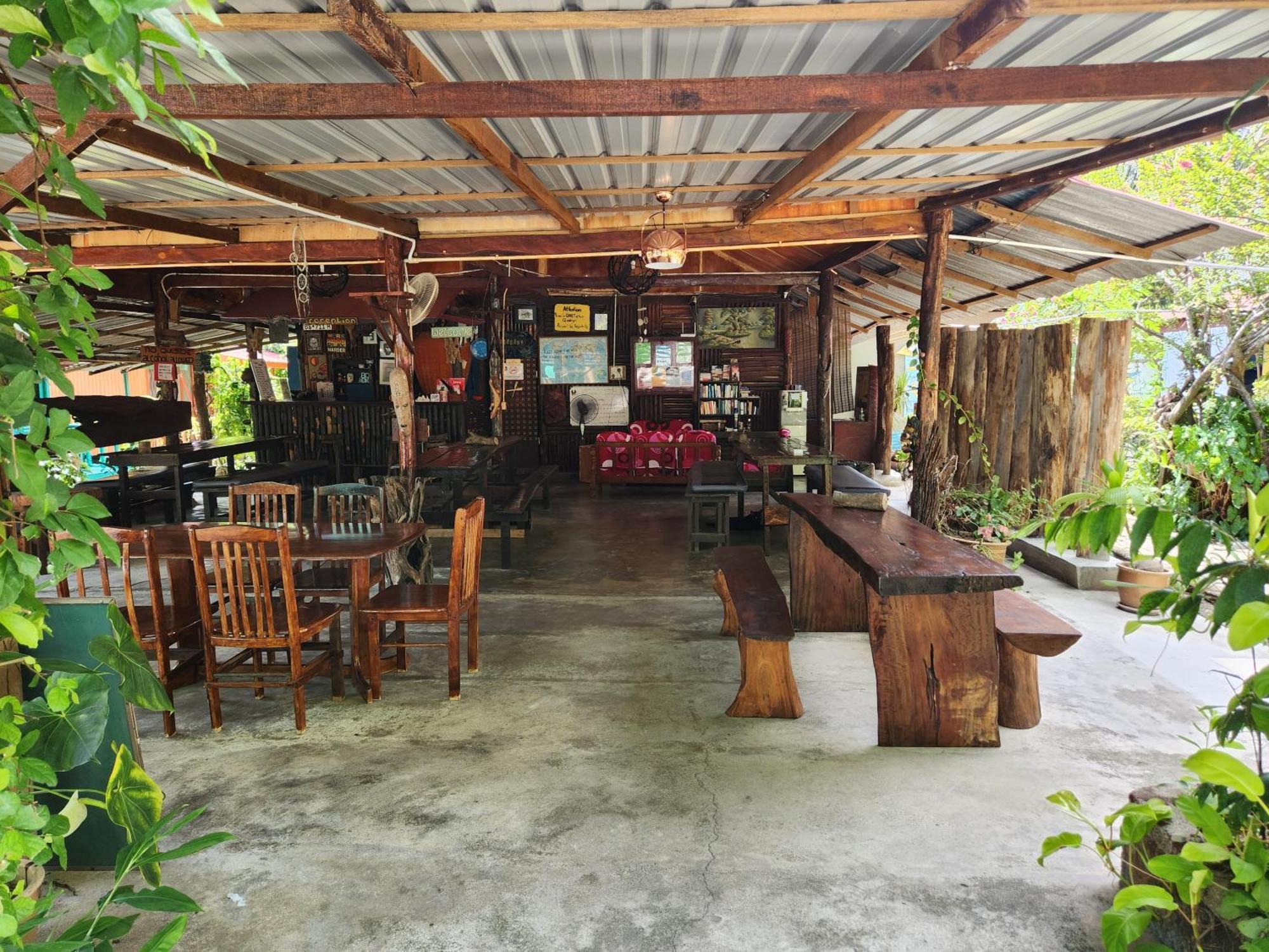 Gecko Guesthouse Pantai Cenang  Zewnętrze zdjęcie